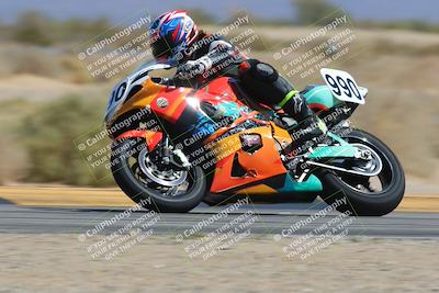 media/Mar-21-2025-CVMA Friday Practice (Fri) [[30cd4fe323]]/5-Racer 4/Session 4 (Turn 16)/